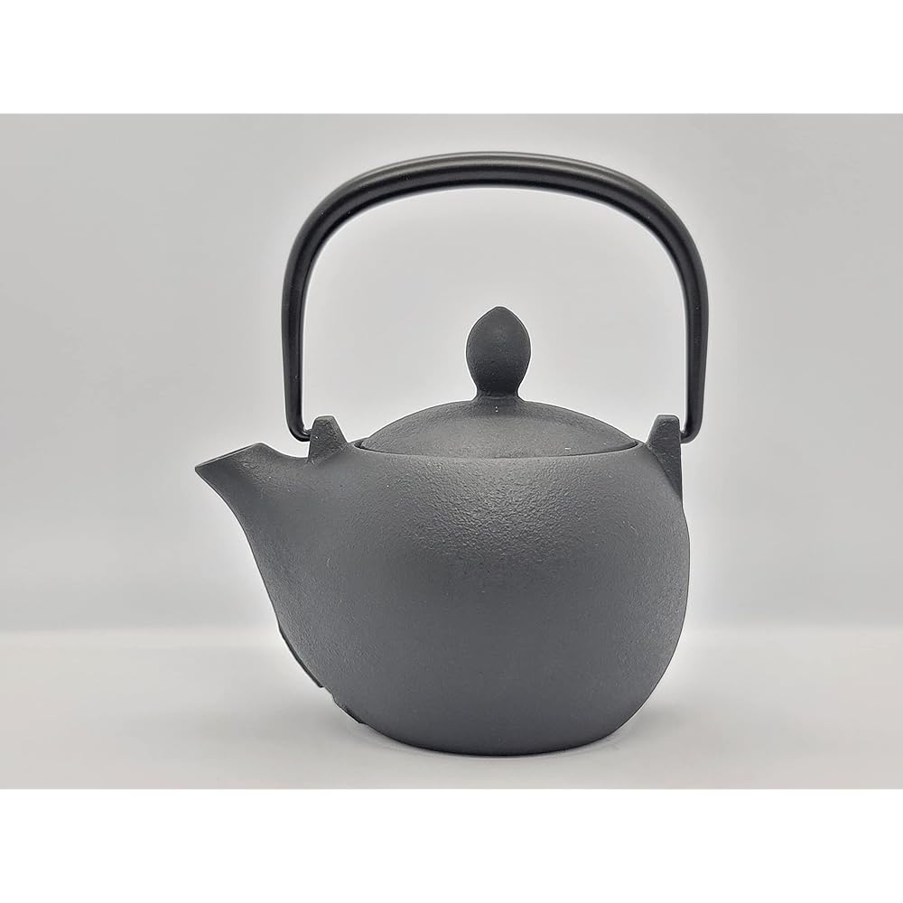 Iwachu Teapot Maron Black 0.3L Enamel Inside Nambu Ironware 12027