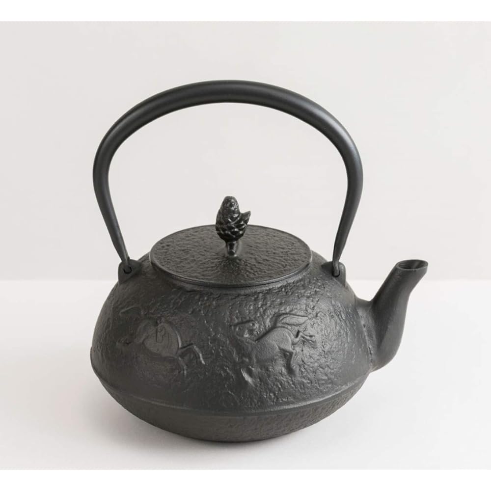 Iwachu Iron Kettle 14 Type Horse Skin (Kamayaki) 1.5L For Open Fire Nambu Ironware 11703 Black Baked