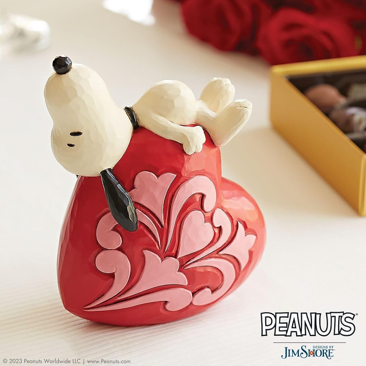 JIM SHORE SNOOPY LAYING ON HEART 6014345