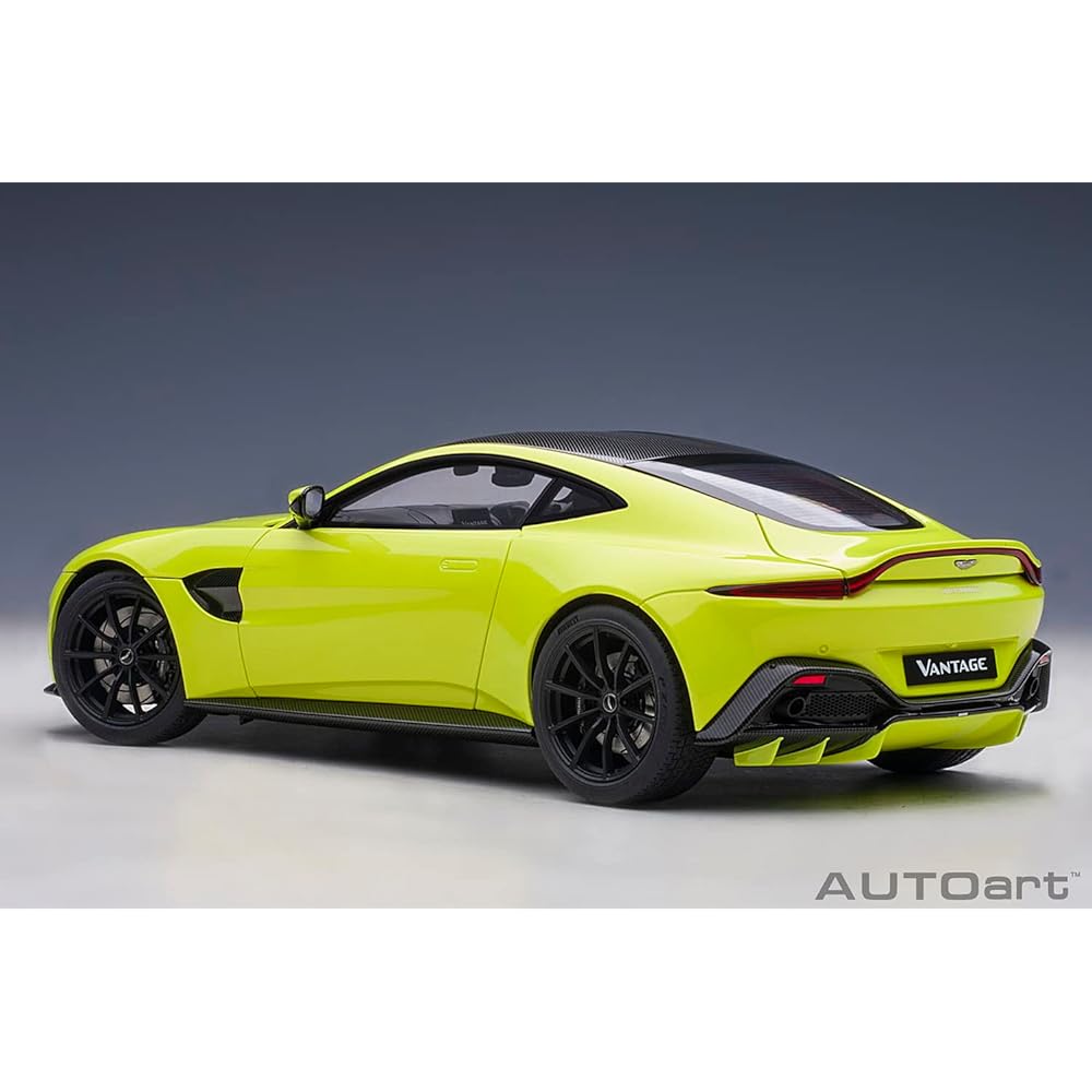 AUTOart 1/18 Aston Martin Vantage 2019 Metallic Lime Green/Carbon Black Roof Finished Product 70279