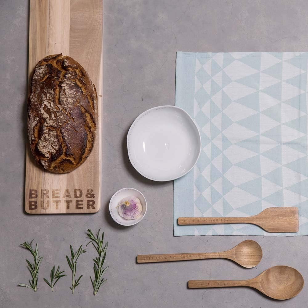 cutting board bread