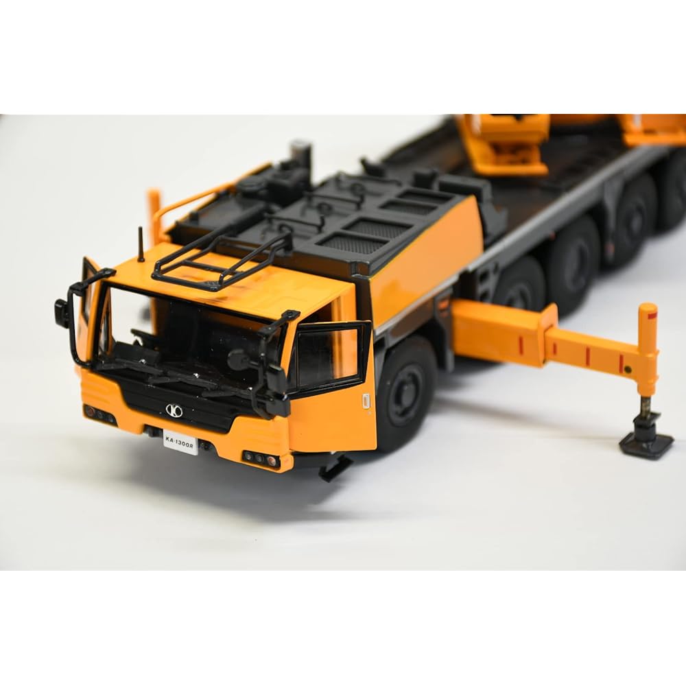 Kato Works KATO All-Terrain Crane KA-1300R 1/50 scale miniature