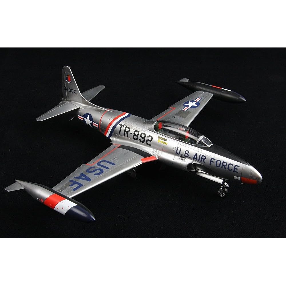 Great Wall Hobby 1/48 T-33A Shooting Star US Air Force Training Aircraft Early Type USA/Germany/Italy Plastic Model L4819