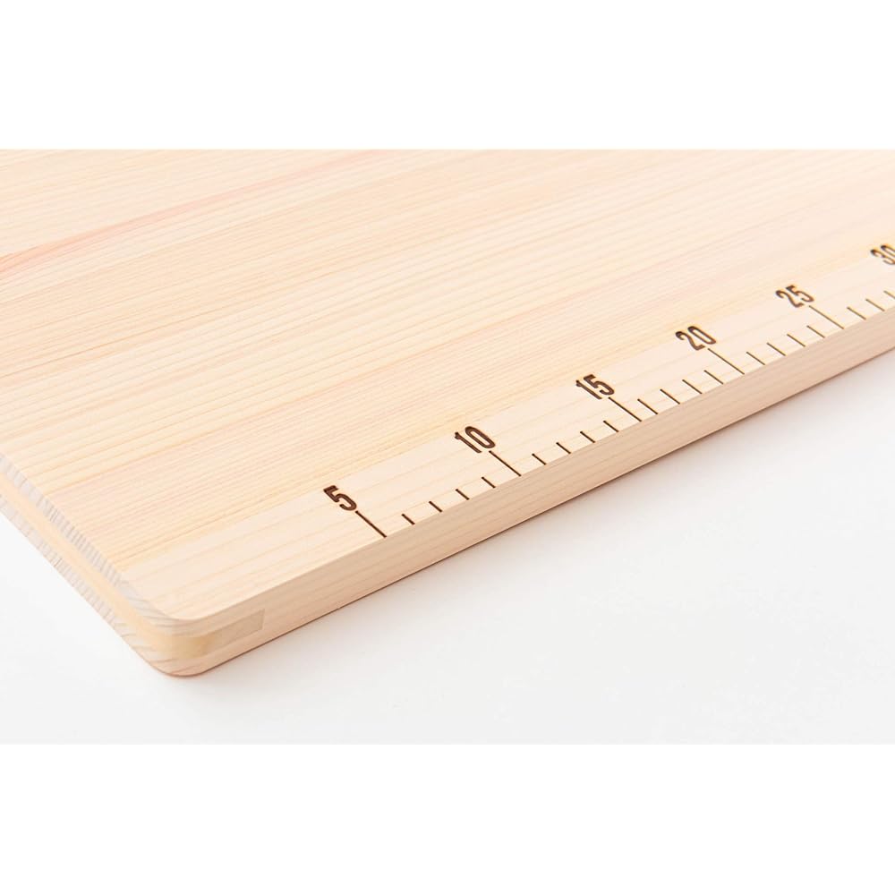 Hinoki cutting board with scale