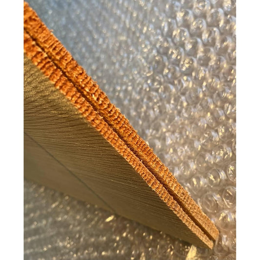 25-year-old German spruce guitar material, Bearclaw grain, bookmatched O top