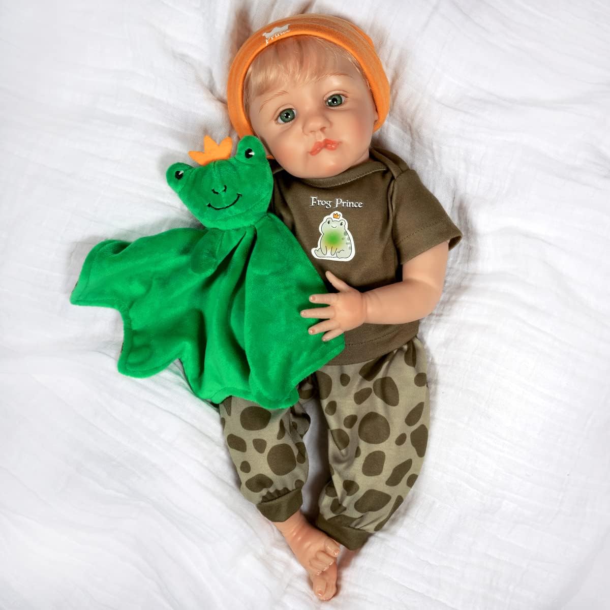 Paradise Galleries Realistic Reborn Baby Doll Pat Moulton Designer Doll Collection 20 Inch Adorable Christmas Holiday Doll Gift with Magnetic Pacifier and 5 Accessories Frog Prince