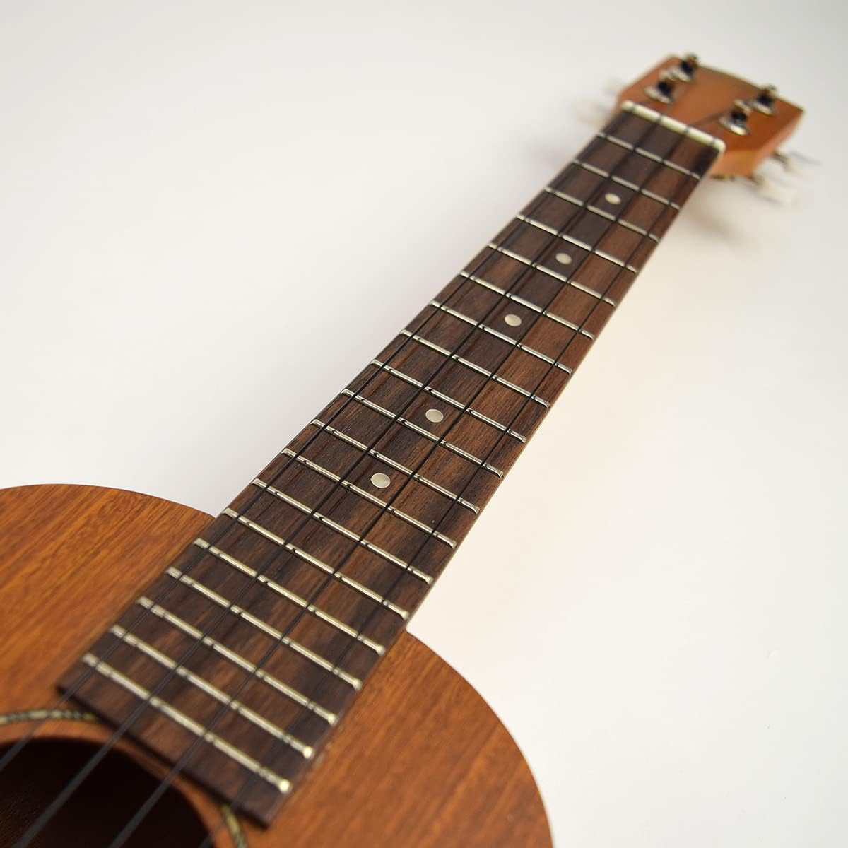Hanalei HUK-80C Concert Ukulele Top Single Plate Gear Peg Specification (Hanalei HUK80C)