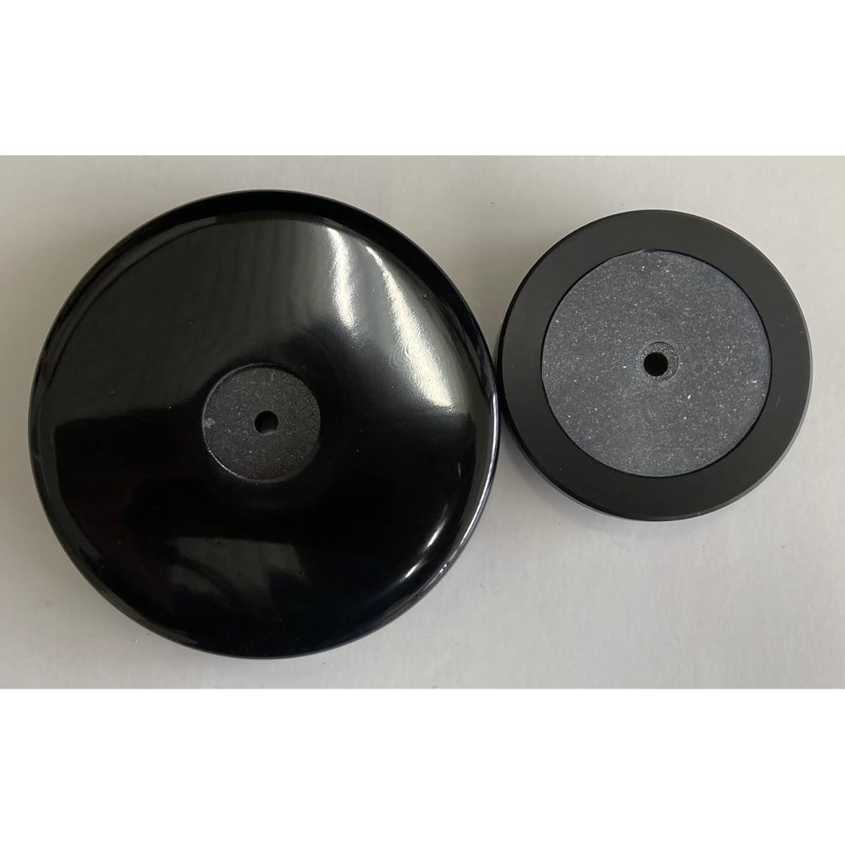 Performance endpin resonator (sound amplification/tuning device) for contrabass and cello "KaNaDe/TheStrings1 (Resonator)" φ100 & (2022 new model) φ75 1 piece each (Kanai Seisakusho) (in black box)