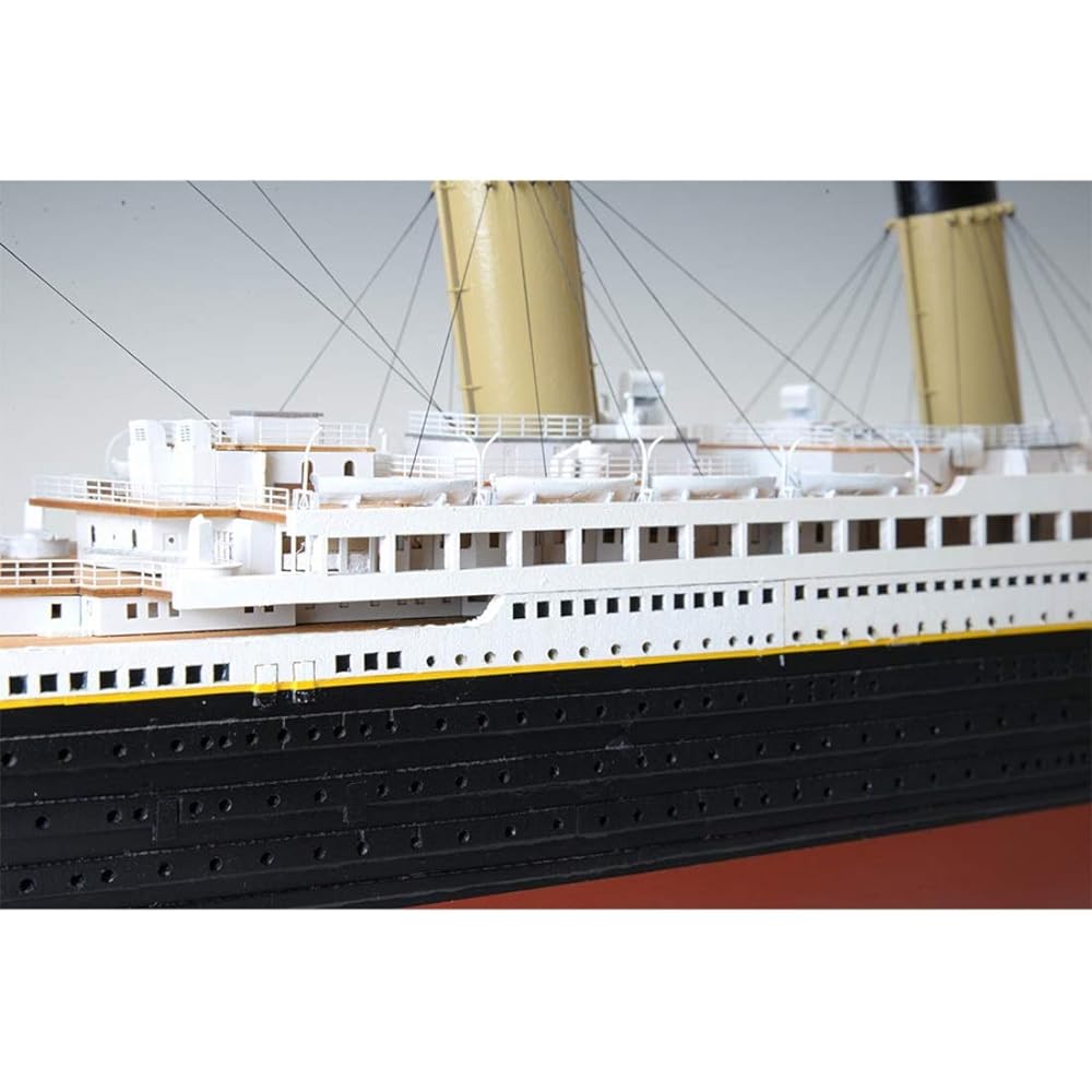 Woody Joe 1/350 R.M.S. Titanic Wooden Model Assembly Kit