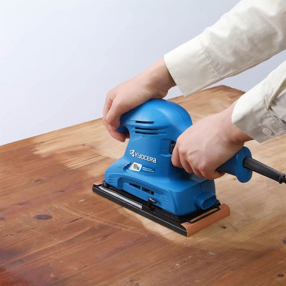 Kyocera Old Ryobi Sanda MS-30B 93 x 228 mm 636452A [Easy to grip and operate, easy-to-use introductory machine] Paper dimensions 93 x 228 mm Pad dimensions 91 x 185 mm Rotation speed 11000 min-1 1.3 Kg