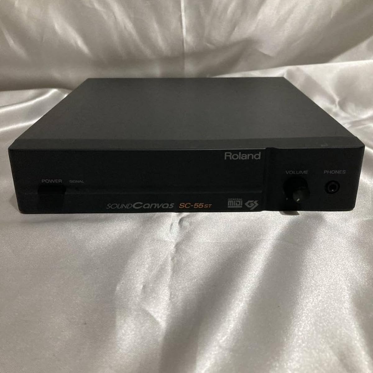 Beautiful MIDI sound module Roland SC 55ST SoundCanvas