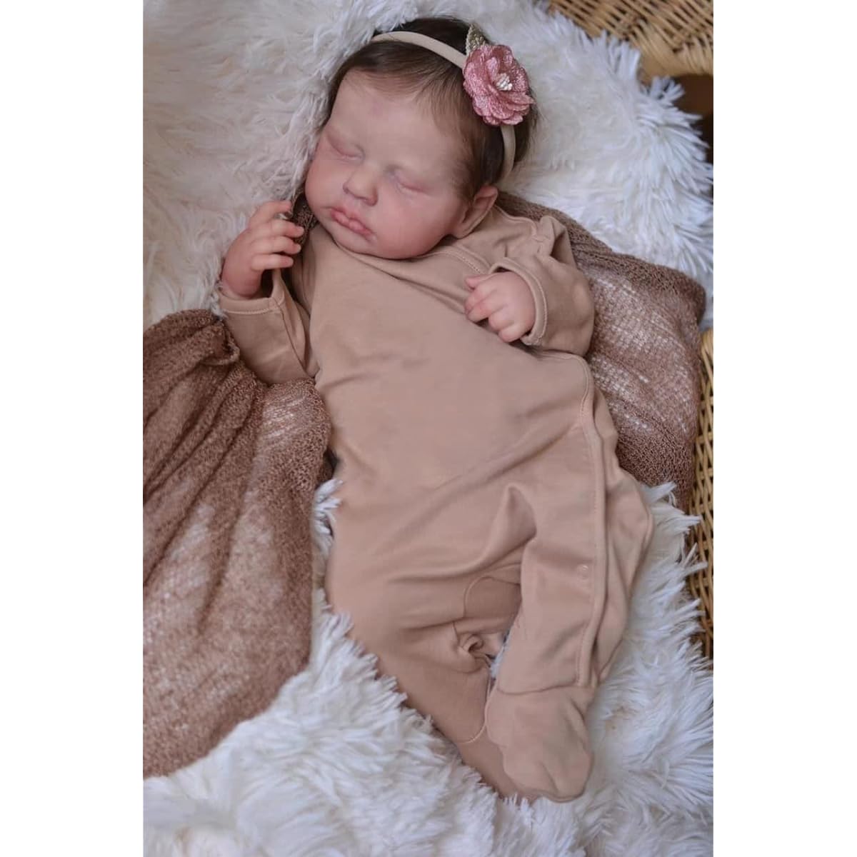 Pinky Reborn Baby Doll Girl 20 Inch Lifelike Realistic Newborn Baby Doll Soft Vinyl Body Silicone Baby Doll Toy Gift for Kids Ages 3+