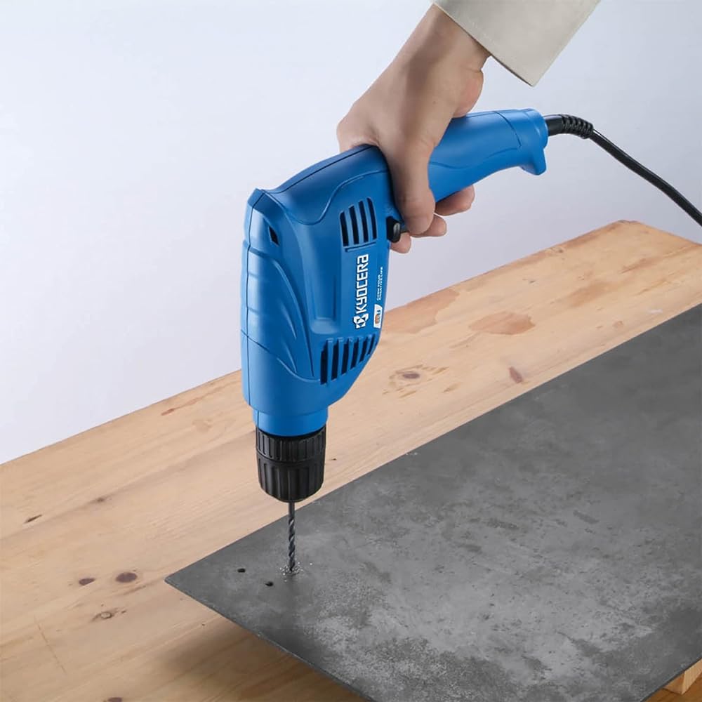 Kyocera Old Ryobi Drill MD-12VR Ironwork 10mm Woodwork 13mm 641551A [Rotation speed can be changed according to the material Easy to grip and easy to use, perfect for beginners] Drilling capacity (Ironwork) 10mm / (Woodwork) 13mm Lightweight 1.0Kg Rotati