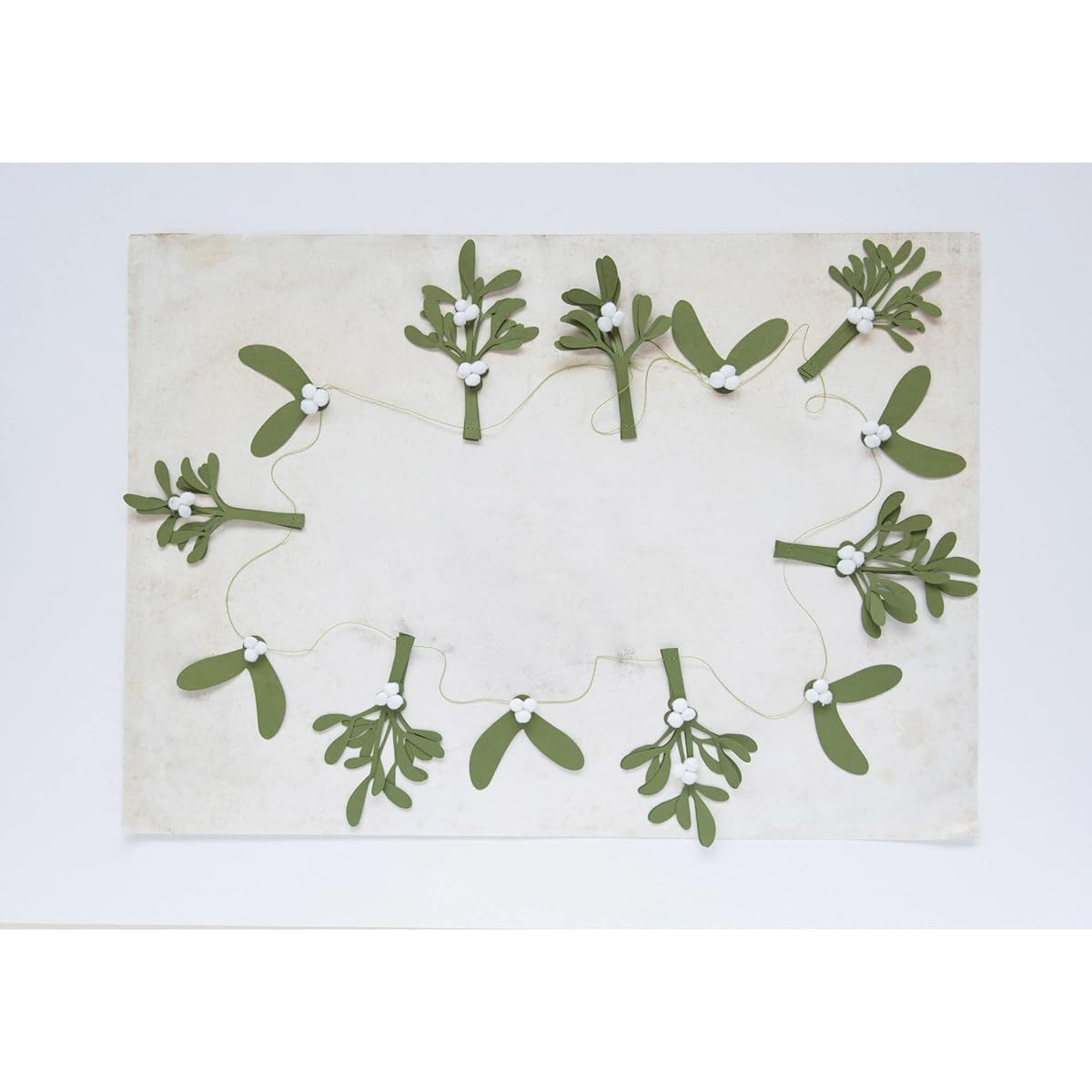 Paper mistletoe garland in green and white