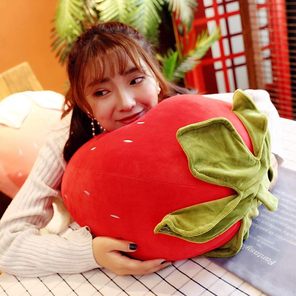 Strawberry Body Pillow Cushion Stuffed Toy Cute Fluffy Strawberry Fruit Decoration Large Birthday Present Strawberry Stuffed Toy Strawberry Celebration Interior Fruit Children Cushion Store Decoration Red 50cm