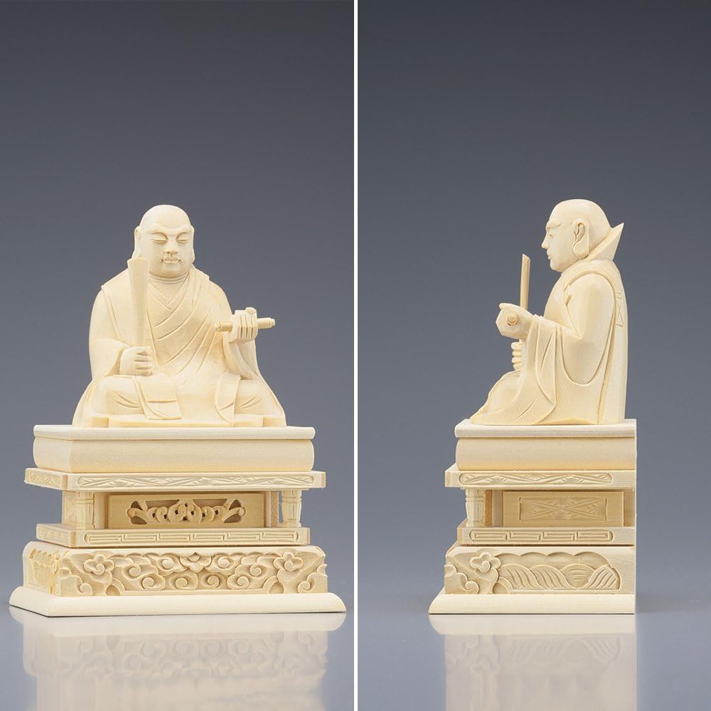 Buddhist altar shop Takita Shoten Buddhist statue Supervised by the great Buddhist master ``Hokarikodo'' Nichiren Saint (Nichiren sect) White wooden 2 dimensions (height 13.3 cm x width 9.8 cm) Principal Buddha statue for Buddhist altar, wood carving [Ta