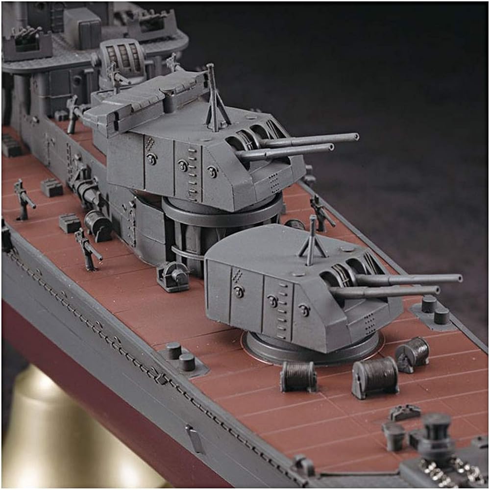Hasegawa 1/350 Japanese Navy Light Cruiser Yahagi Tenichi Operation Plastic Model Z26