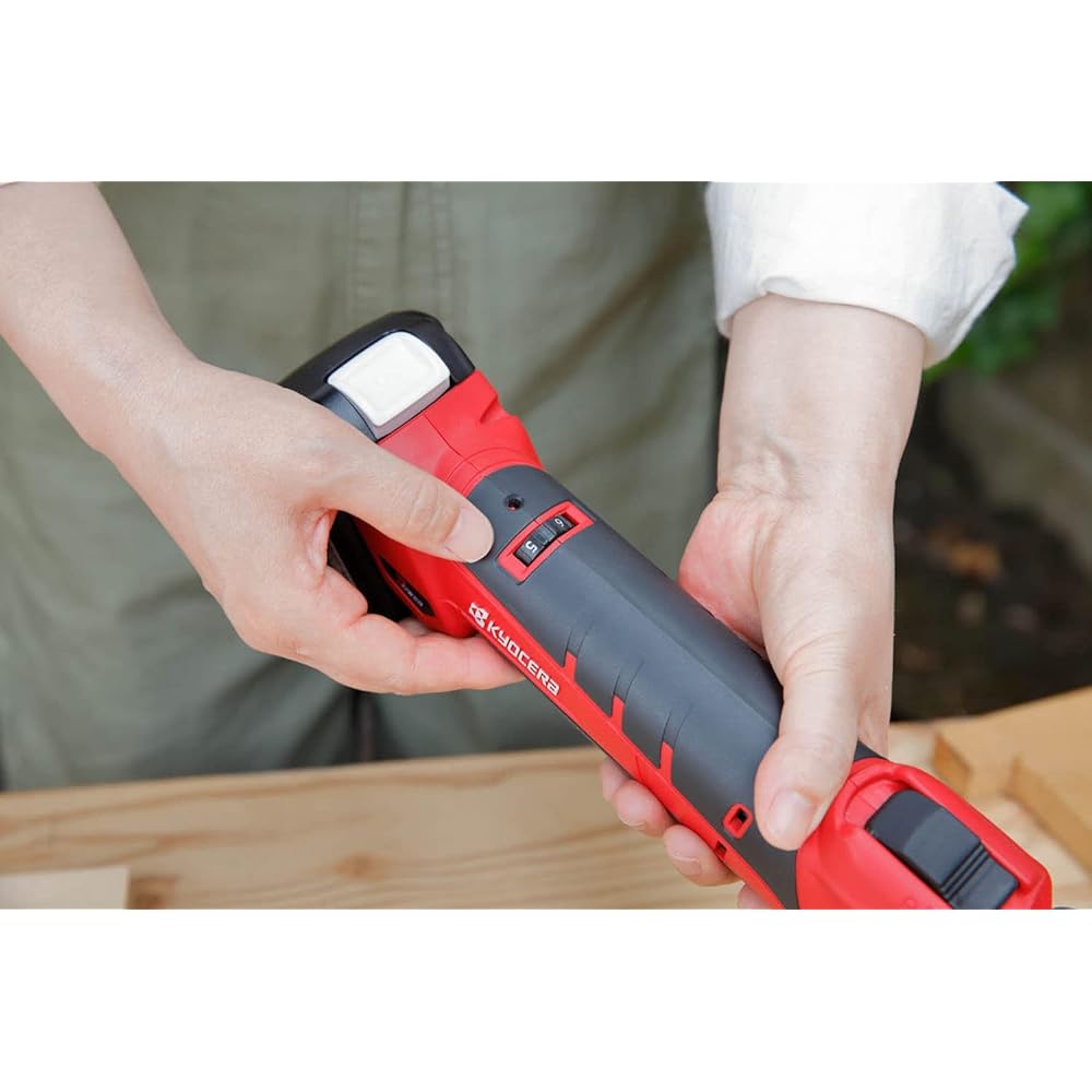 Kyocera Old Ryobi Rechargeable File BBY-1110L2 602000A Red [You can adjust the belt angle and change the belt speed depending on the work] Lithium ion 10.8V Belt speed 6~7m/s Continuous use time (woodworking) 13 minutes (Ironwork) 15 minutes Charging tim