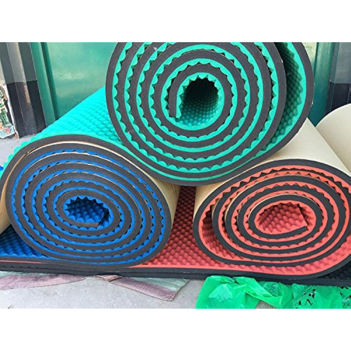 fing Wall, Sound Absorbing Material [5m roll corrugated, 50mm thick, red] Sound absorbing sponge mat, fireproof, perfect for drums, children's room soundproofing, large area of sound absorption, adhesive tape on the back, so it's easy to cut and paste.