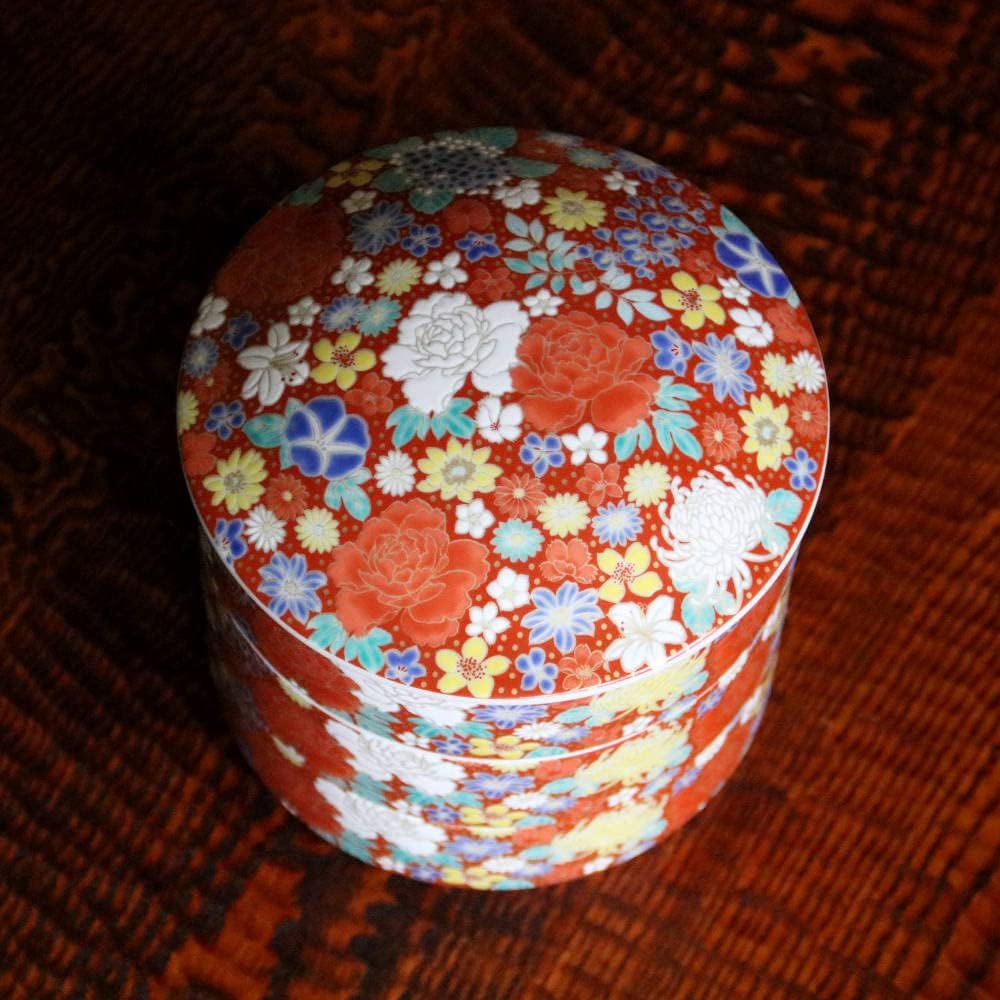 Kutani ware, Seikou kiln, three-tiered, flower-filled, red, SK-456, porcelain, made in Japan