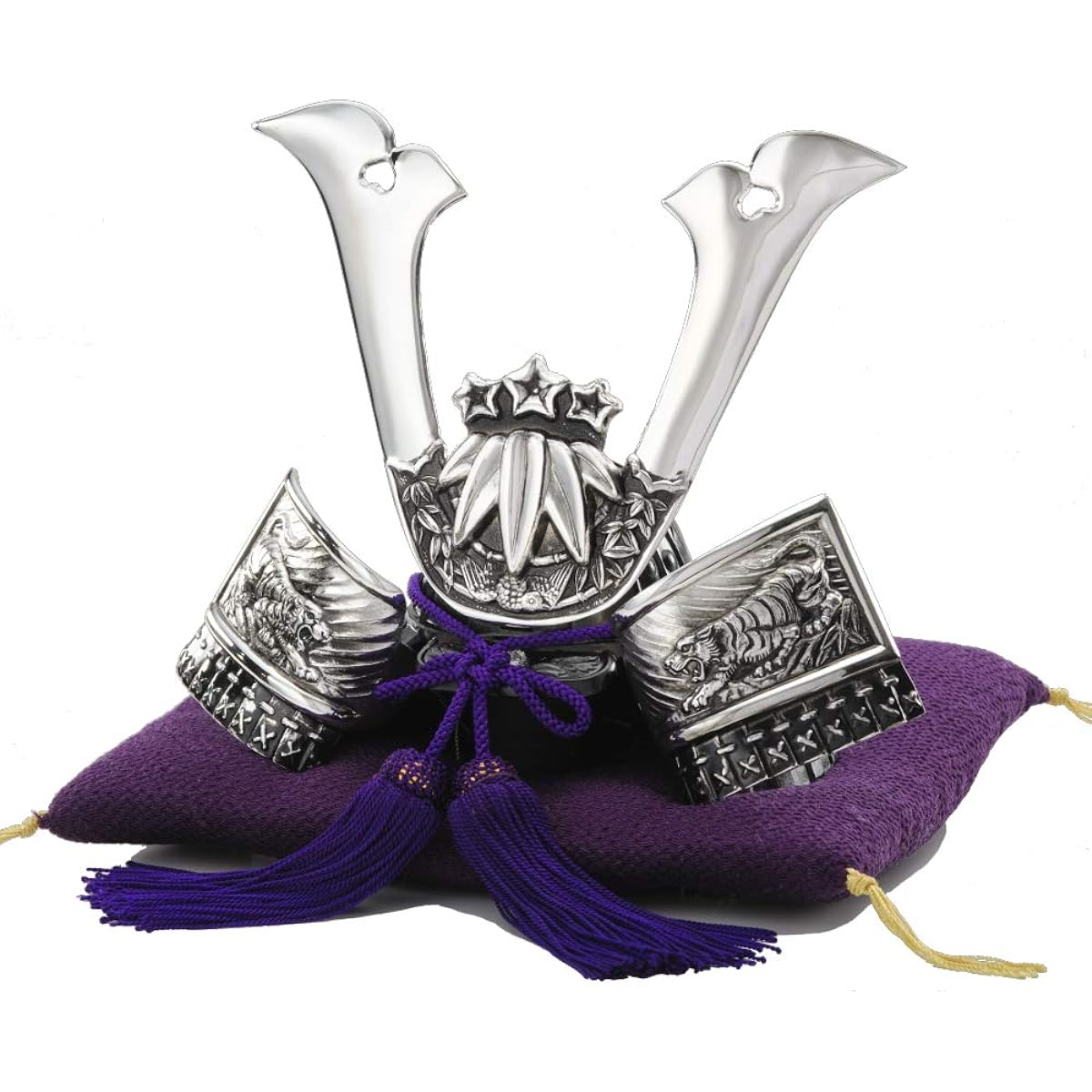 Sengoku Warlord Helmet Minamoto no Yoshitsune Interior Cast Helmet Figurine Made in Japan H15.5 x W19.5cm