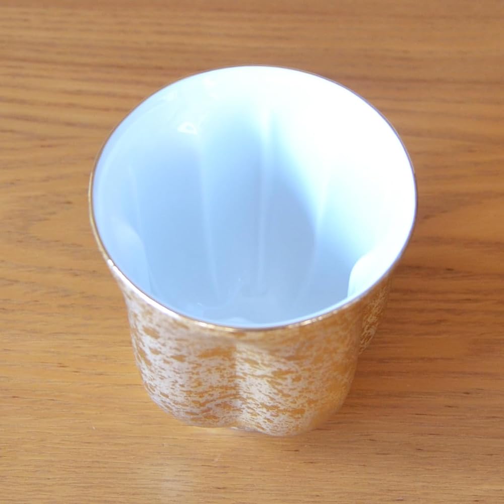 Rice Birthday Celebration Present, Cherry Blossom Petal-shaped Tea Cup, Arita Ware, Gold Color, Zipangu, Comes with a Message Card, Comes in a Longevity Wooden Box