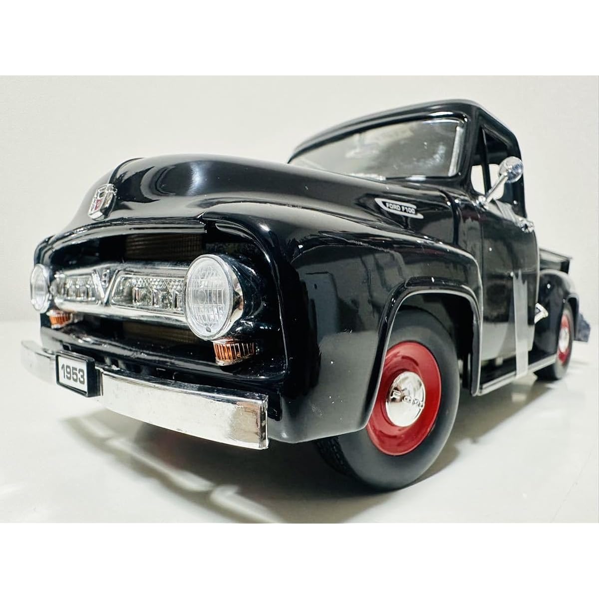 RL/'53 PickUP Pumpkin Hotrod 1/18 Out of print