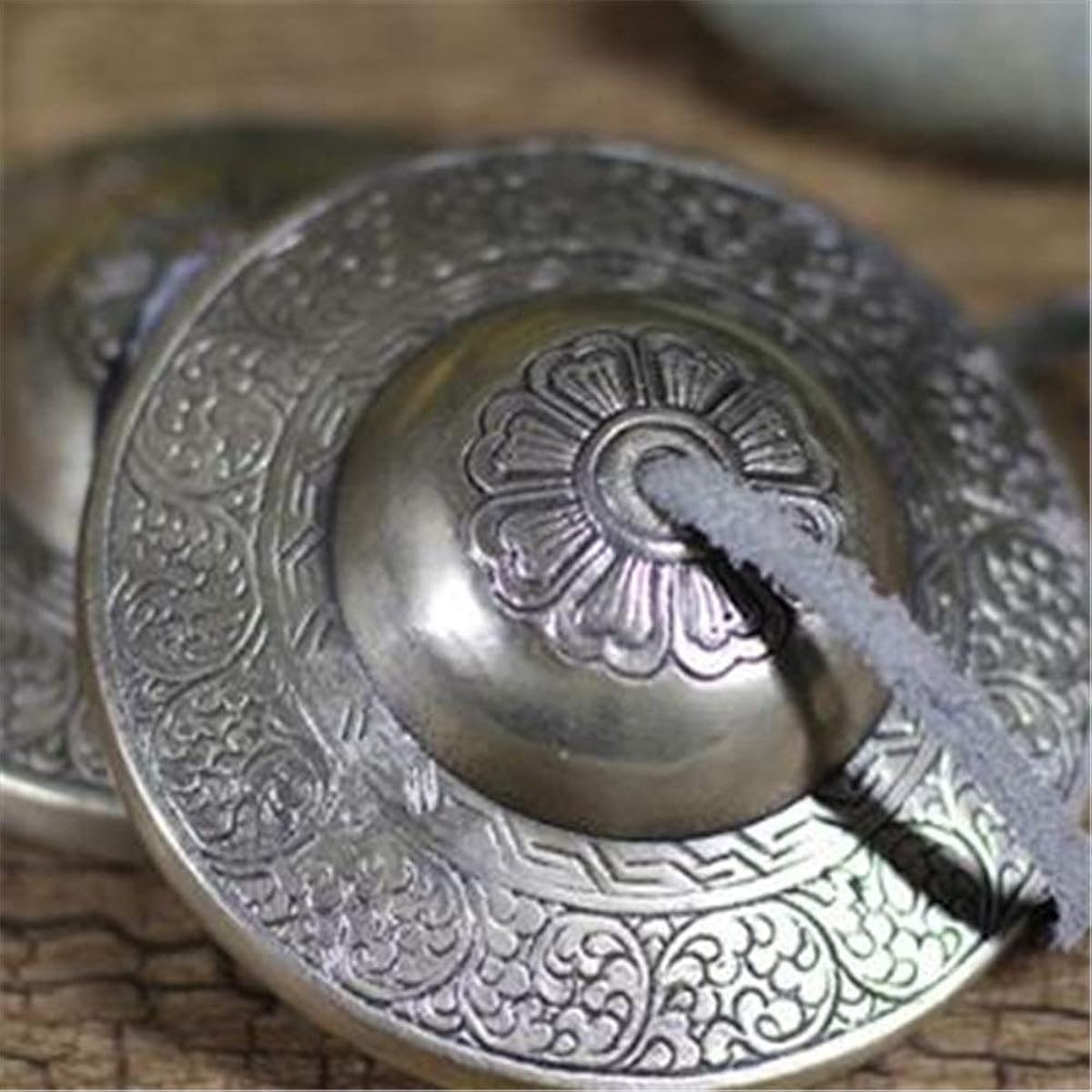 Tibetan Tingsha Bell Space Clearing, Meditation Aid, Large Tingsha 9CM Diameter Tibetan Tingsha (Color: One color, Size: 9X9cm)
