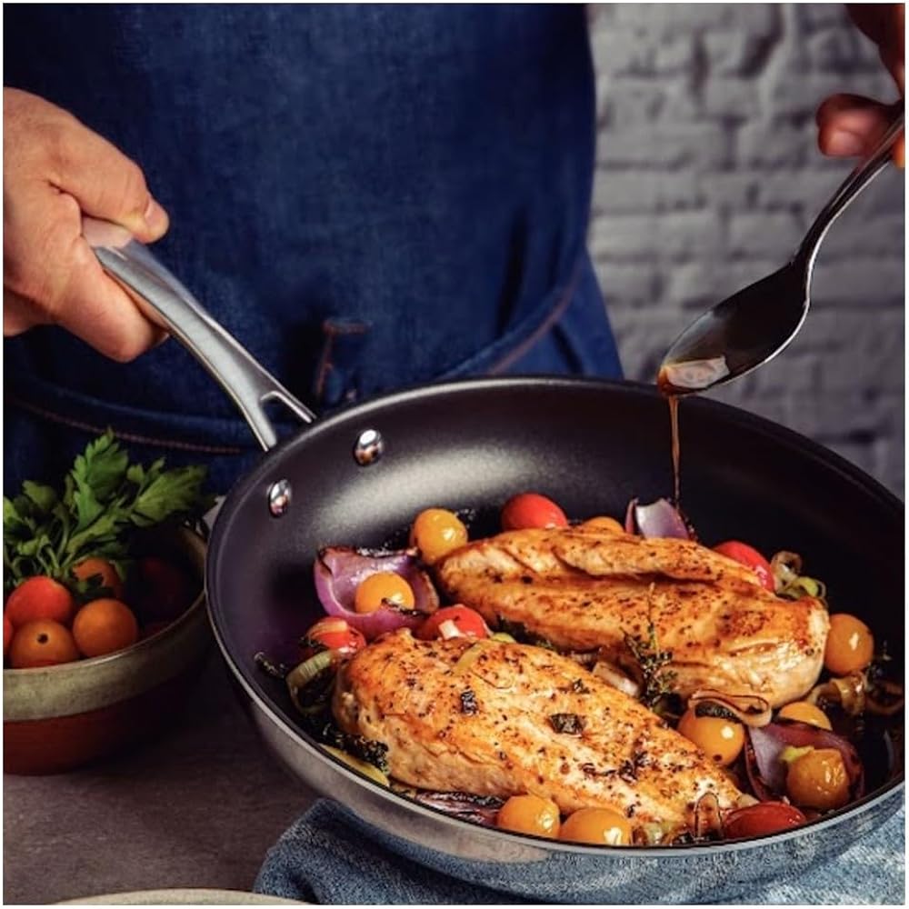 Tramontina Grano Non-Stick Frying Pan 26cm Stainless Steel Fluorine Coated All Three Layers Nonstick Dishwasher Safe Gas IH Compatible Respect for the Aged Day Housewarming Gift Made in Brazil 62155/267 TRAMONTINA
