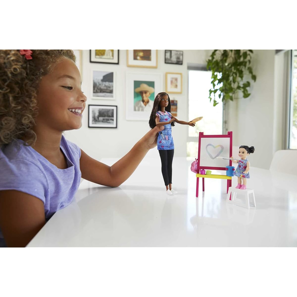 Mattel - Barbie Career: Art Teacher Playset, African American