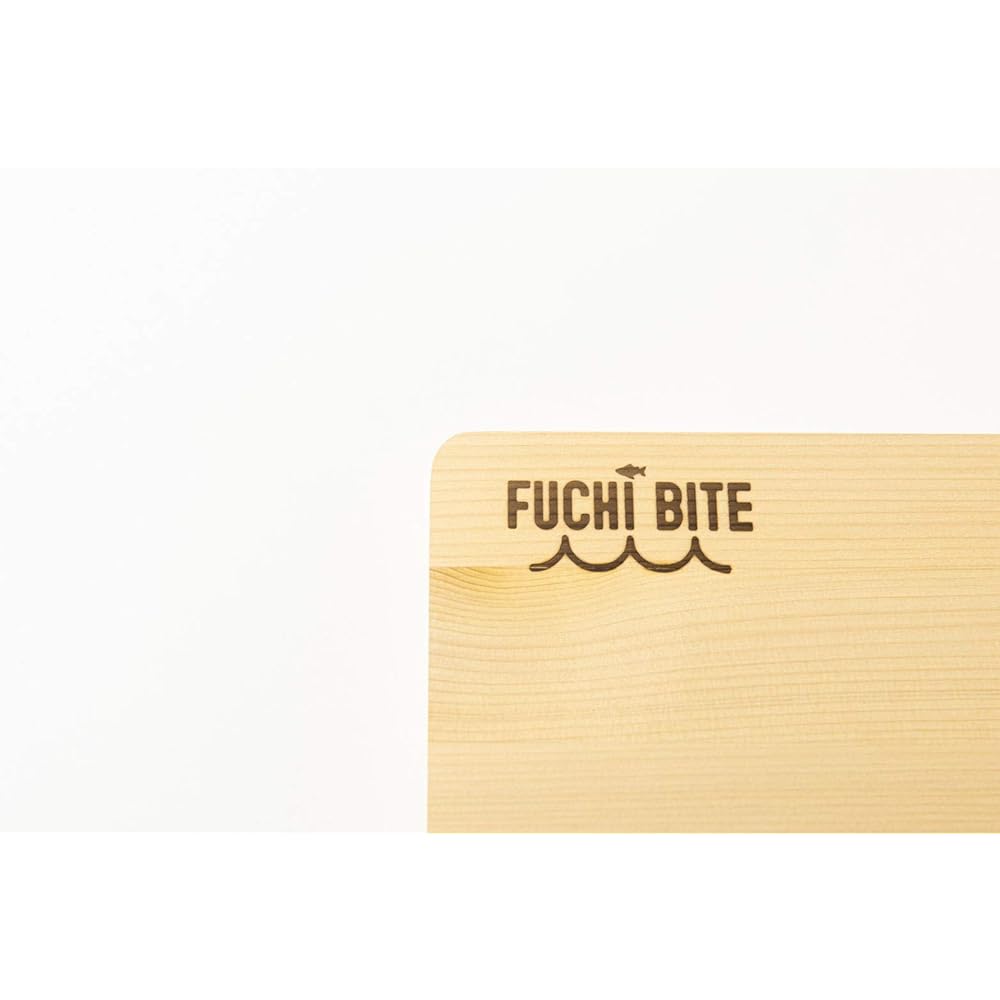 Aomori Hiba cutting board with scale