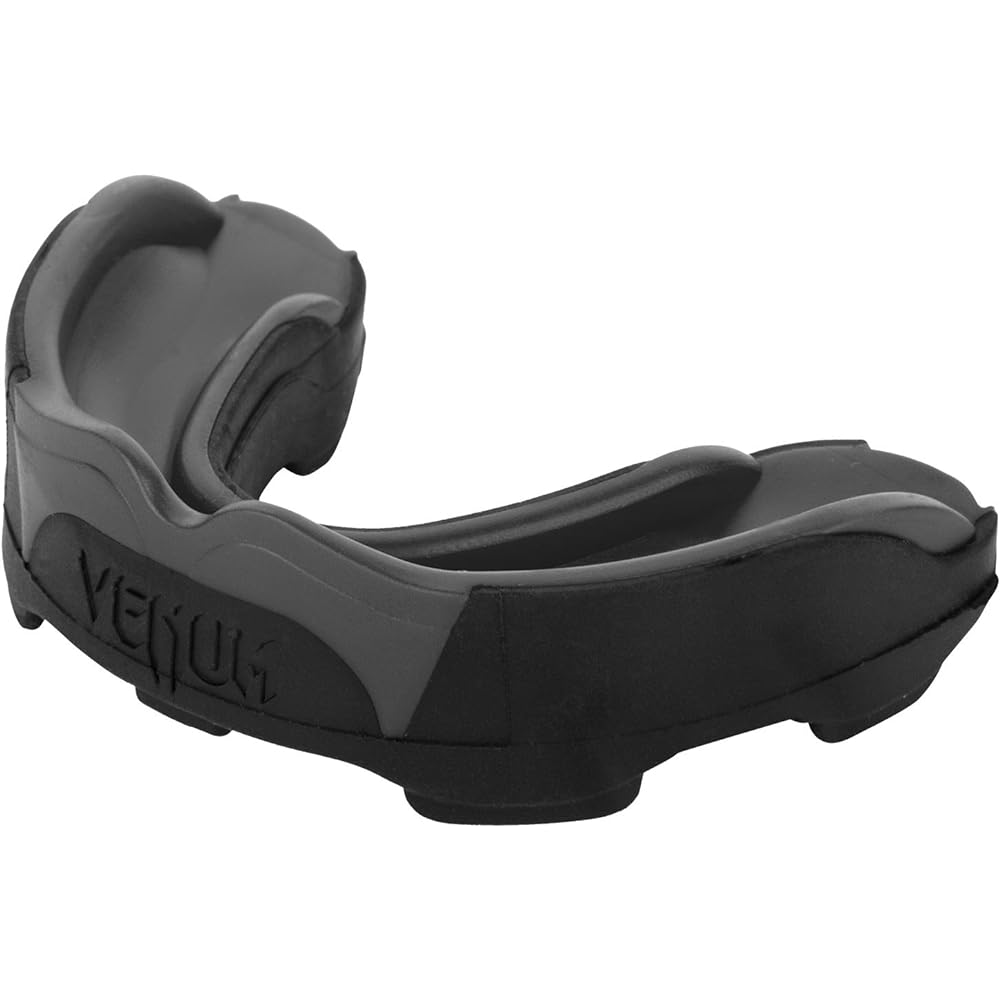 Venum Predator Mouthguard - Black/Black