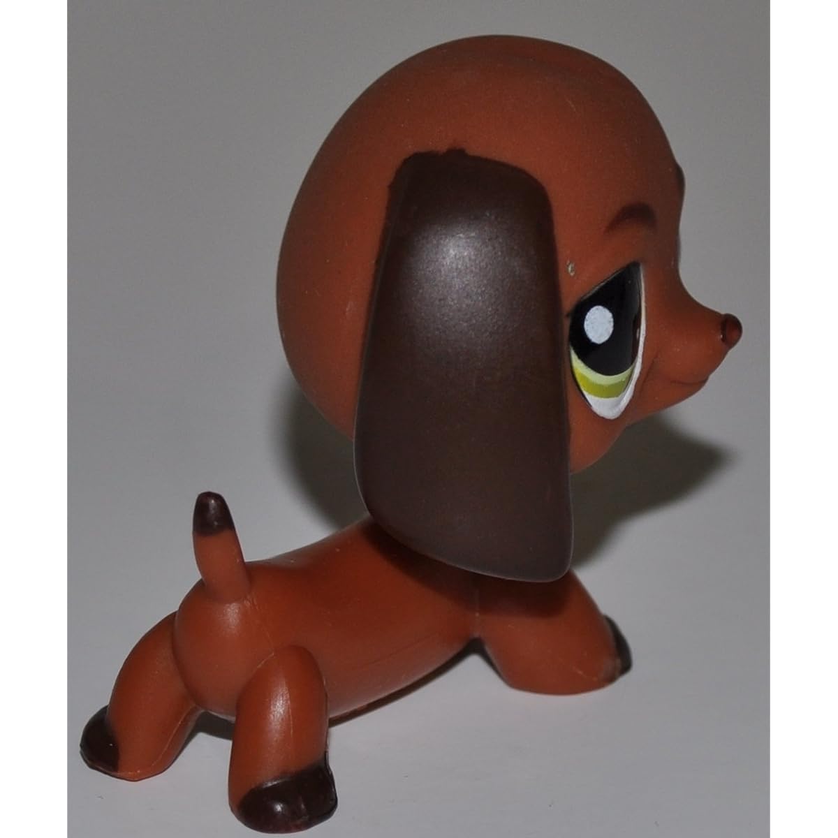 Dachshund #992 (Brown, Green Eyes) - Littlest Pet Shop (Retired) Collectible Toy - LPS Collectible Replacement Figure - Loose (Not in Package)