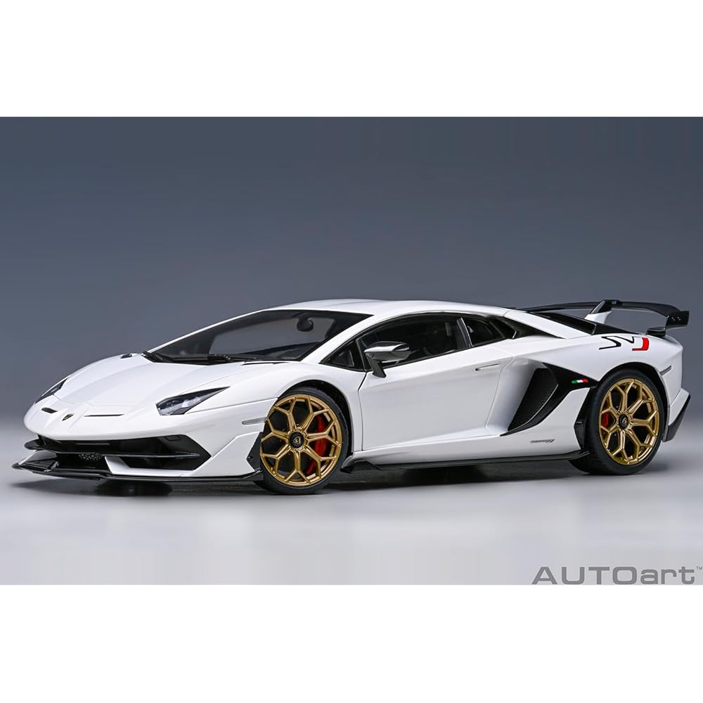 AUTOart 1/18 Lamborghini Aventador SVJ Pearl White Finished Product