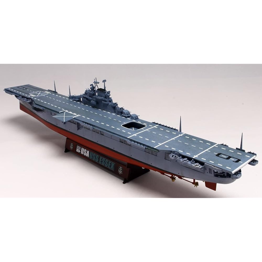 Platts/Italeri 1/700 World of Warships US Navy Aircraft Carrier Essex Plastic Model WOW49503