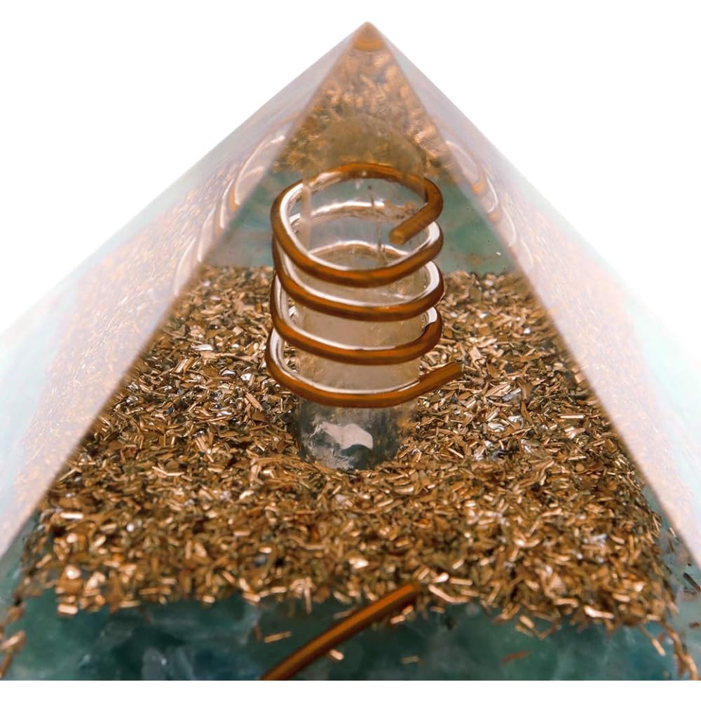 [GOLD STONE] Natural stone used, crystal single crystal, orgonite pyramid, spiritual goods, width approx. 65-70mm, fluorite