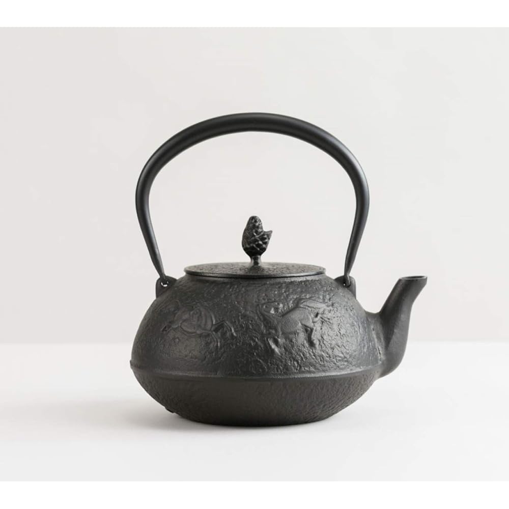 Iwachu Iron Kettle 14 Type Horse Skin (Kamayaki) 1.5L For Open Fire Nambu Ironware 11703 Black Baked