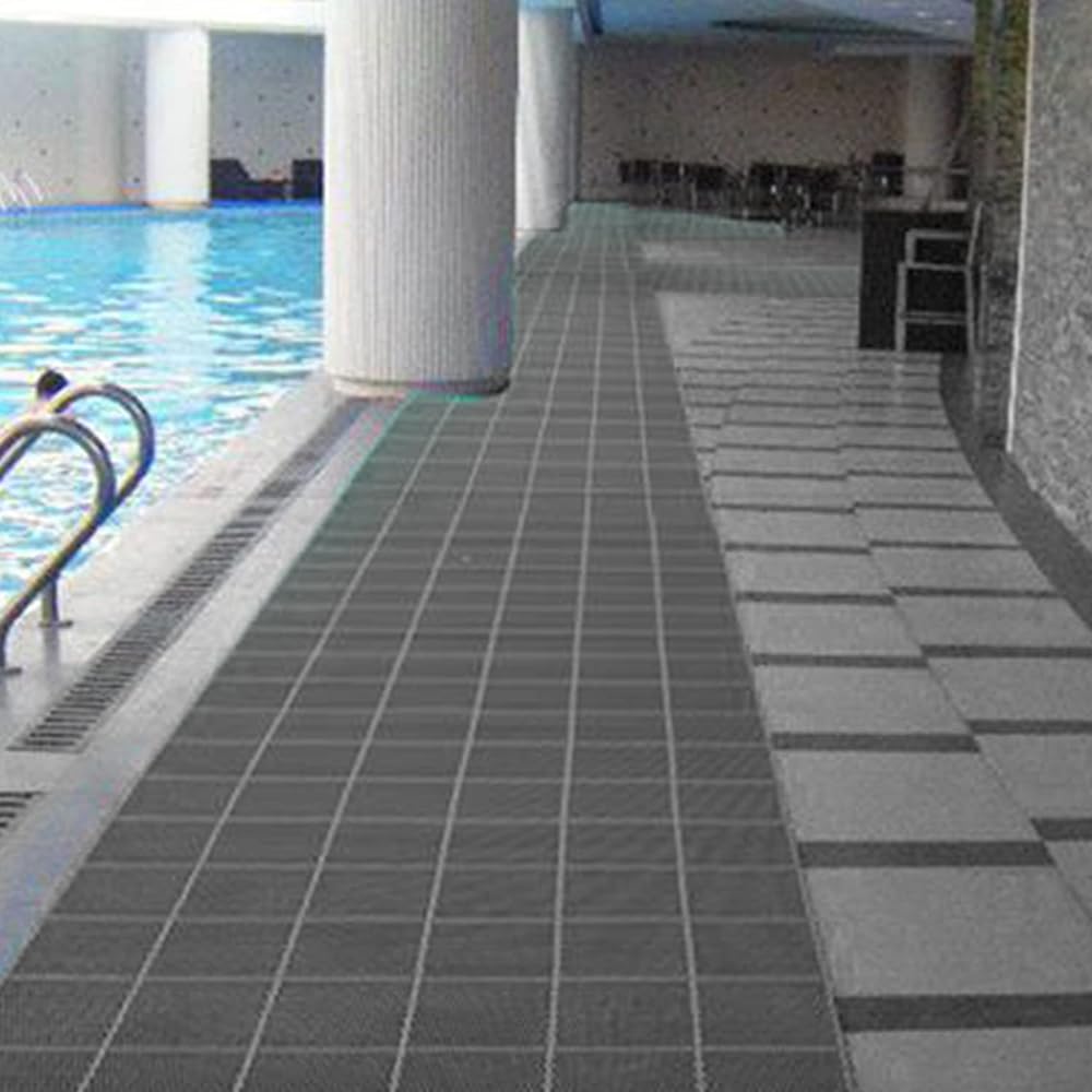 sumunior Outdoor Indoor Non-Slip Mat, Mat, 300x90cm, PVC Sheet, Drainage Rubber Floor Mat, Perforated Rubber Mat, Entrance Mat, Possible, Fall Prevention, Mud Removal, Parking Lot, Mat, For Aisles, Corridors, Baths, Baths (90x300cm, Honeycomb Pattern)