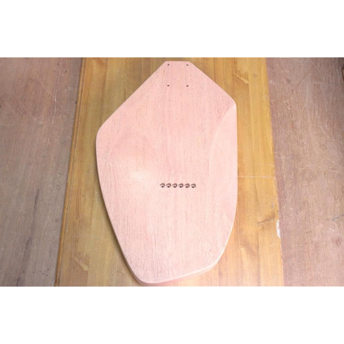 Until 12 o'clock Tele Phantom type guitar body Mahogany 1 piece Ukigumo