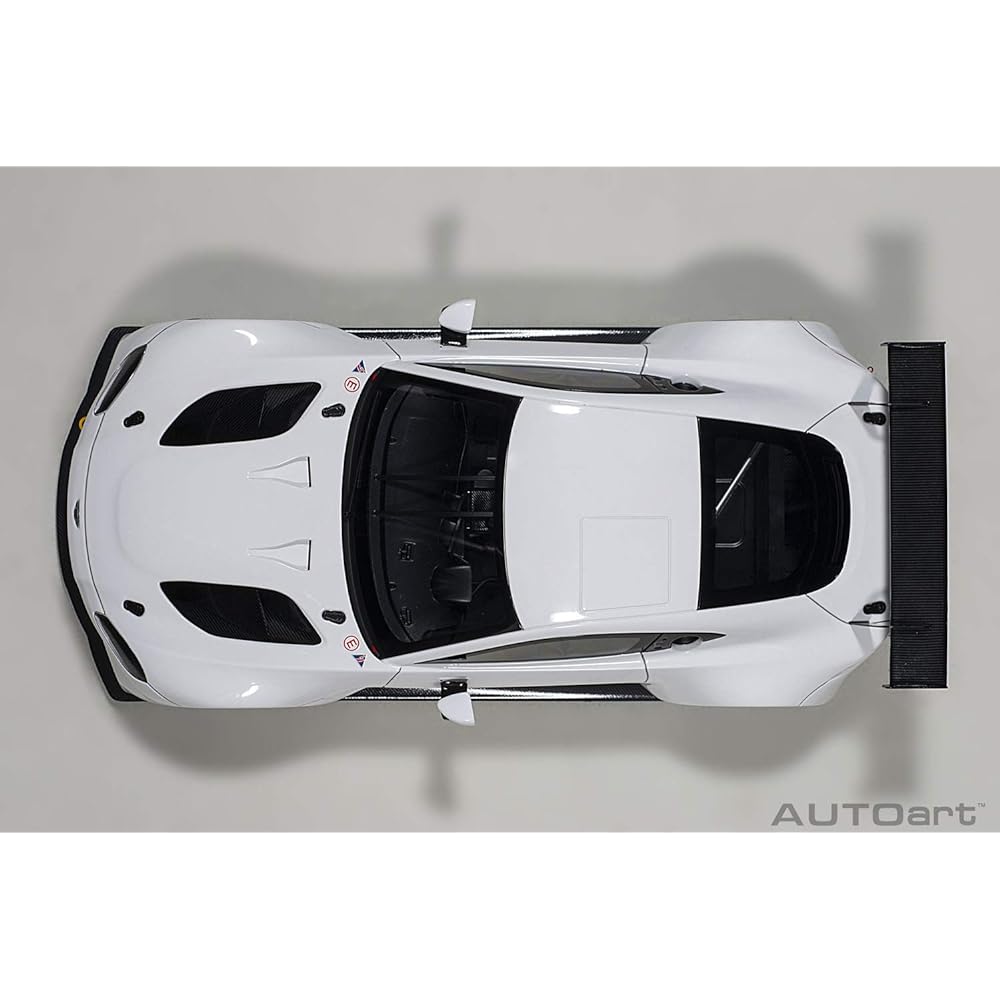 AUTOart 1/18 Aston Martin Vantage GTE 2018 White Finished Product 81806