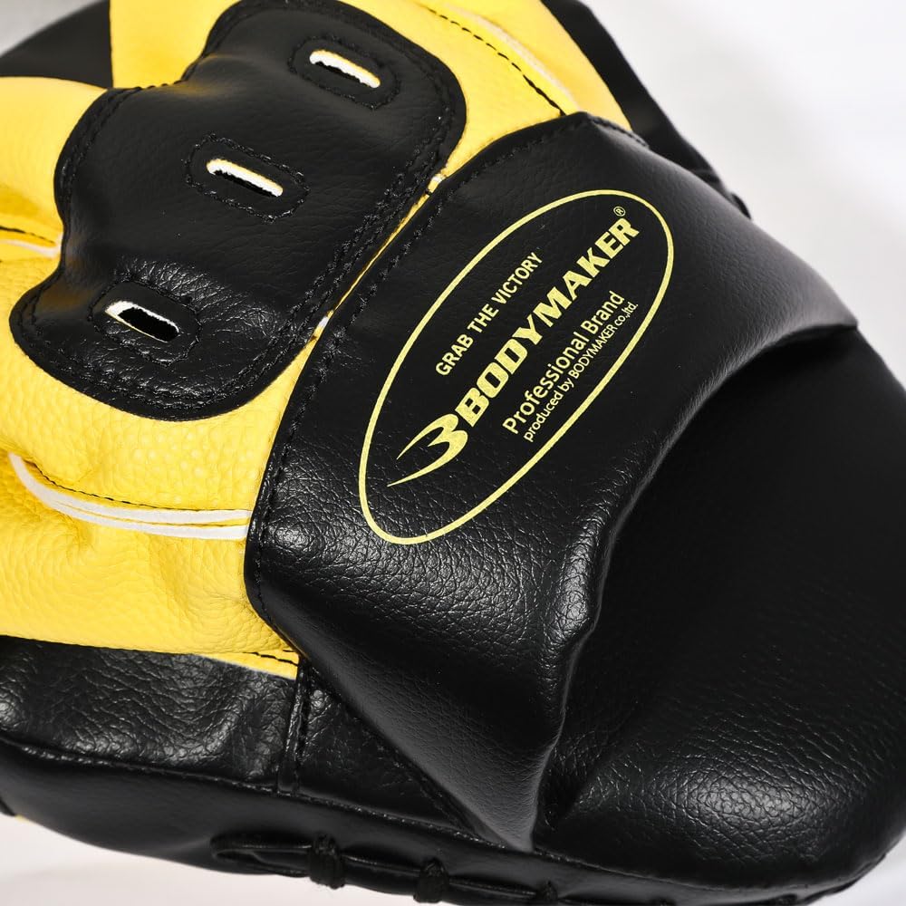 BODYMAKER Punching Mitt Curve Boxing Martial Arts Karate Kickboxing Training Mixed Martial Arts Muay Thai Fitness Exercise Punch Boxing Gloves Martial Arts Punching Full Contact Punch Mitts Batting Practice