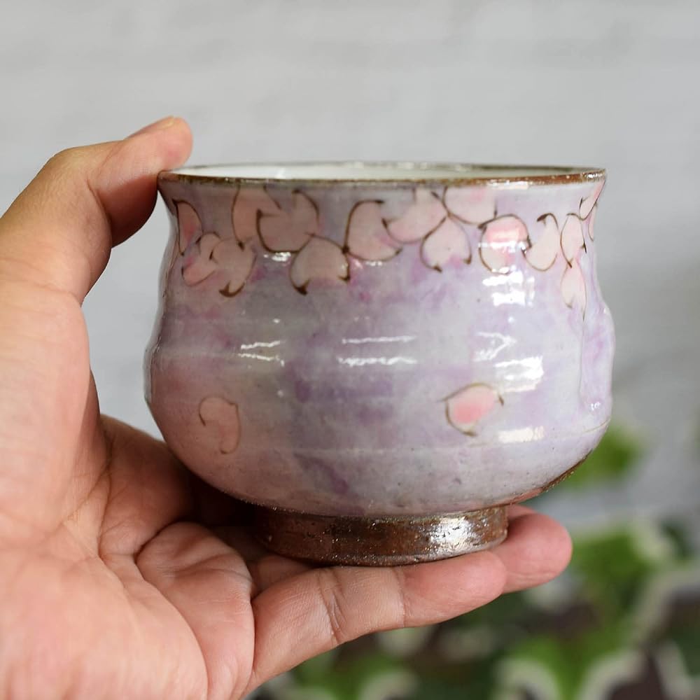 Female artist Takako Higashi Kutani ware teacup flower chirashi fashionable teacup pottery brand Japanese tableware made in Japan