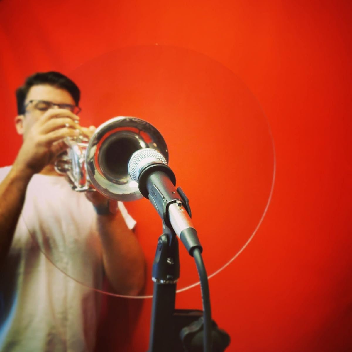 DistinctAndUnique (11" Diameter) Crystal Clear Acrylic Vocal and Horn Deflector Shield: 4 Styles 3mm Rigid Cast for Trumpet Saxophone Trombone Vocal.