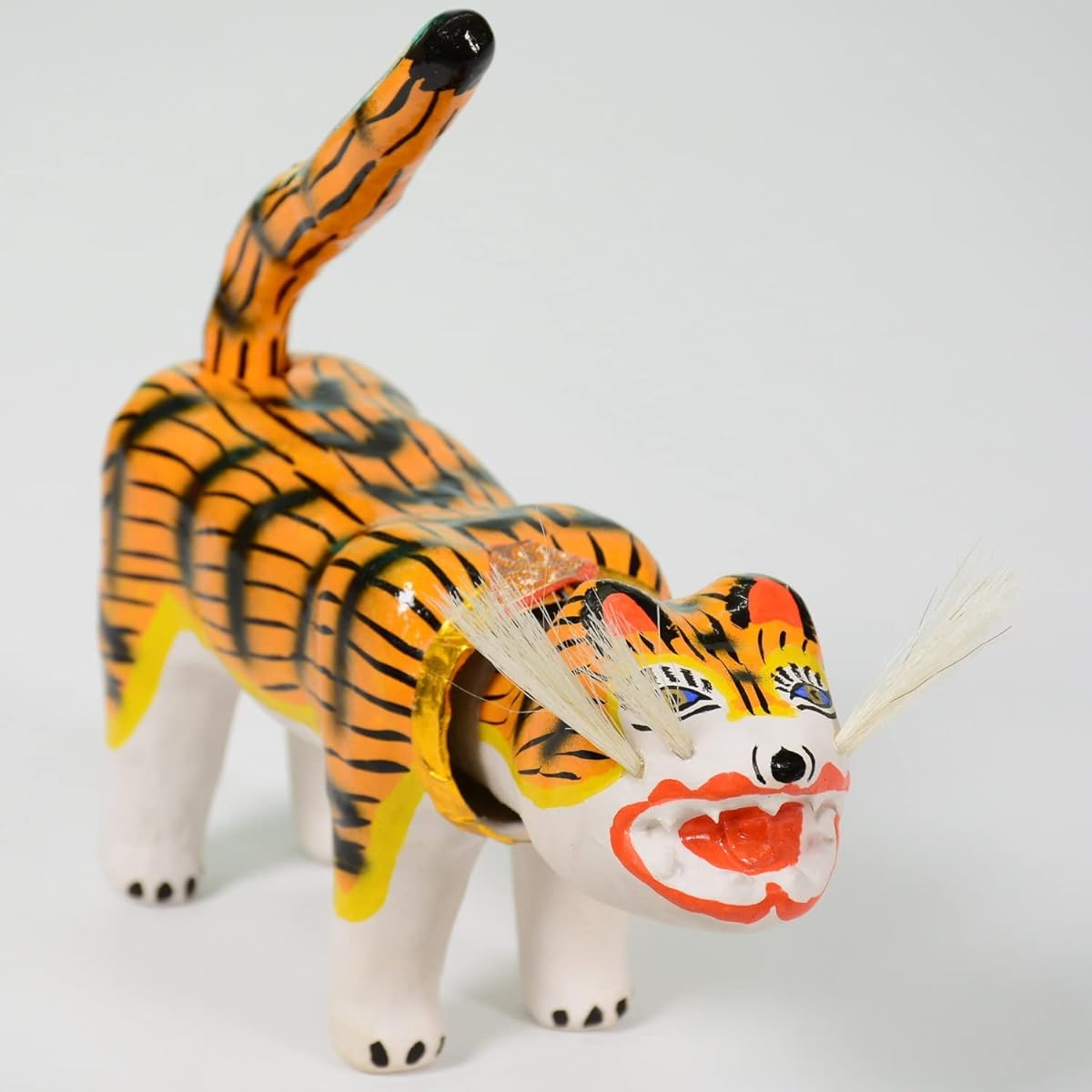 Paper Tiger Paper Tiger [Kagawa Prefecture Designated Traditional Craft] (No. 5: Total Length 19cm x Height 12cm x Width 7cm)