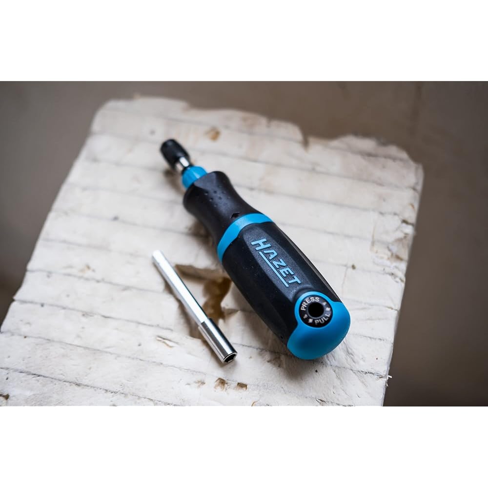 HAZET Bit Ratchet Driver Integrated Bit Holder Magazine with 12 Bits Can be used as a bit driver by switching the ratchet function [Regular Japanese Import Product] 810R-4