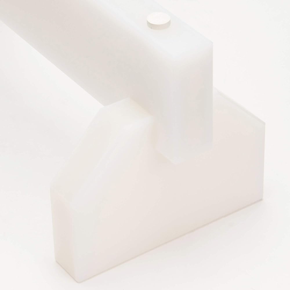 Endo Shoji TKG Cutting Board Legs 35cm Material: Plastic Width x Height (mm) 350 x 160 Keeps the cutting board sanitary Increased height and efficiency (2 pieces 1 set) Commercial use AMN28035
