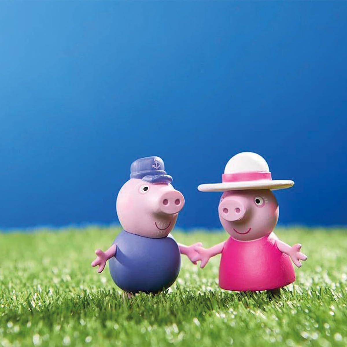 Comansi - Peppa Grandma Pig Minifigure, Multicolor, 7cm (Y90152)
