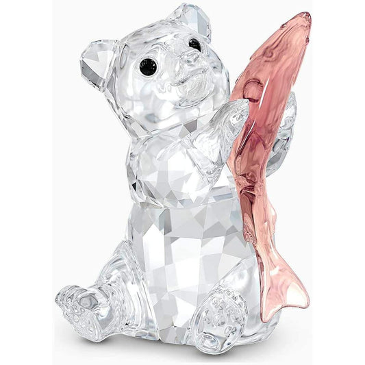 SWAROVSKI Encounter between a rare fish and a bear
