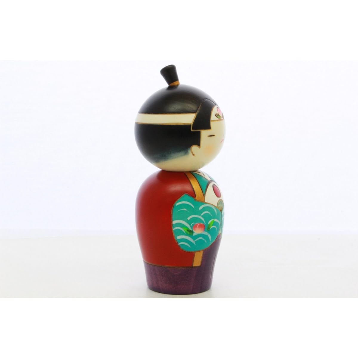 A popular Japanese souvenir [Made in Japan] Folk crafts and arts Usaburo's Kokeshi doll Momotaro (small) with No. 5 stand No. 6-36