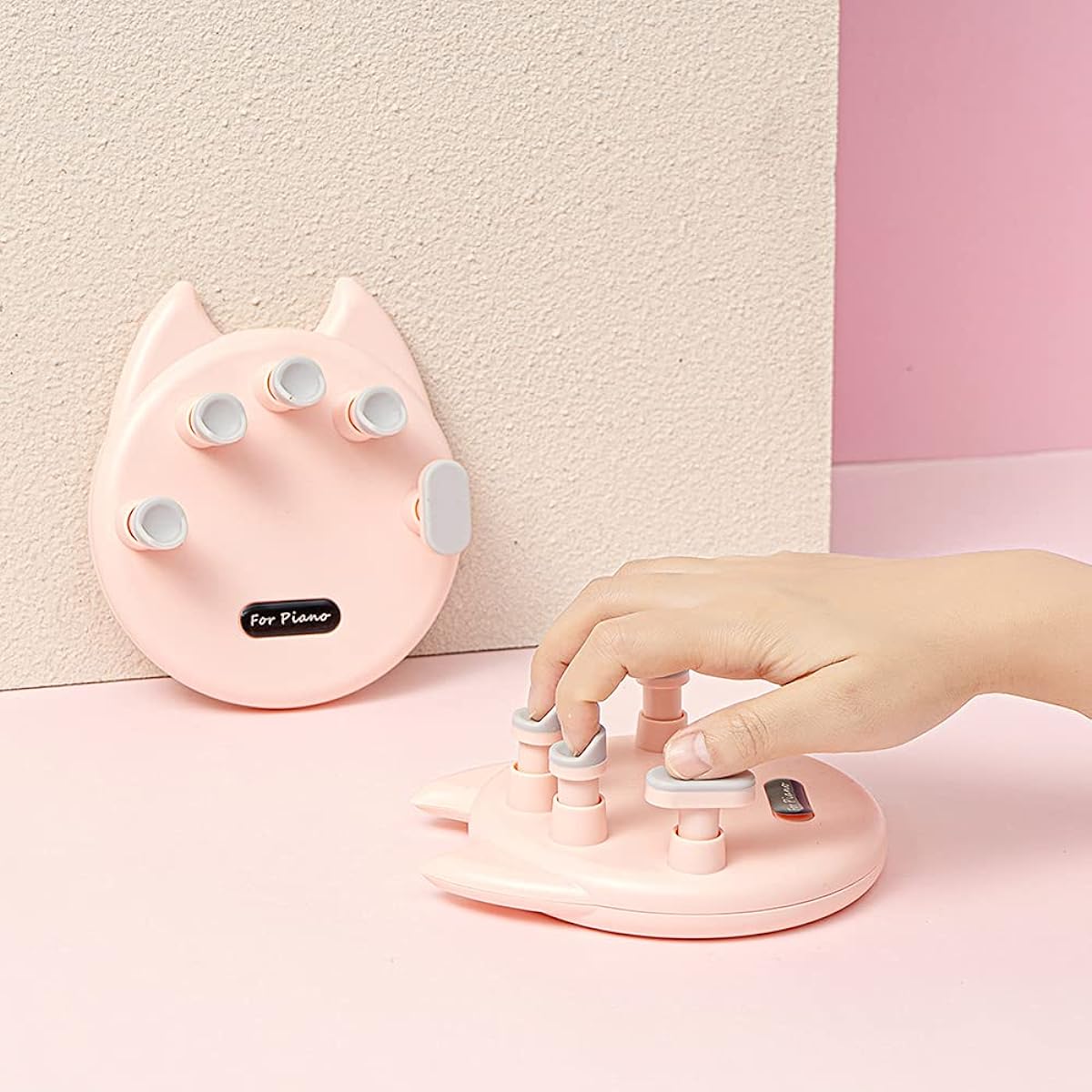 1 pair of finger trainers
